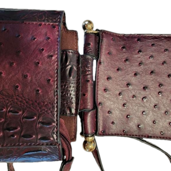 Unique Style Imitation Cordovan Crossbody Bag - Picture 5 of 6